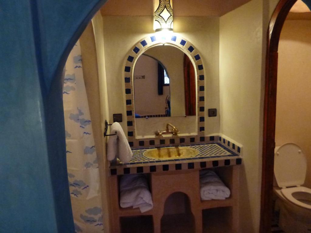 Auberge La Source Merzouga Oda fotoğraf