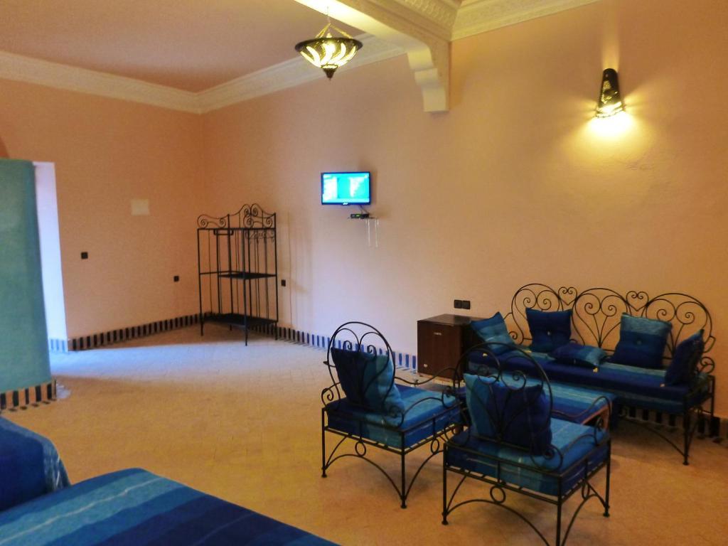 Auberge La Source Merzouga Oda fotoğraf