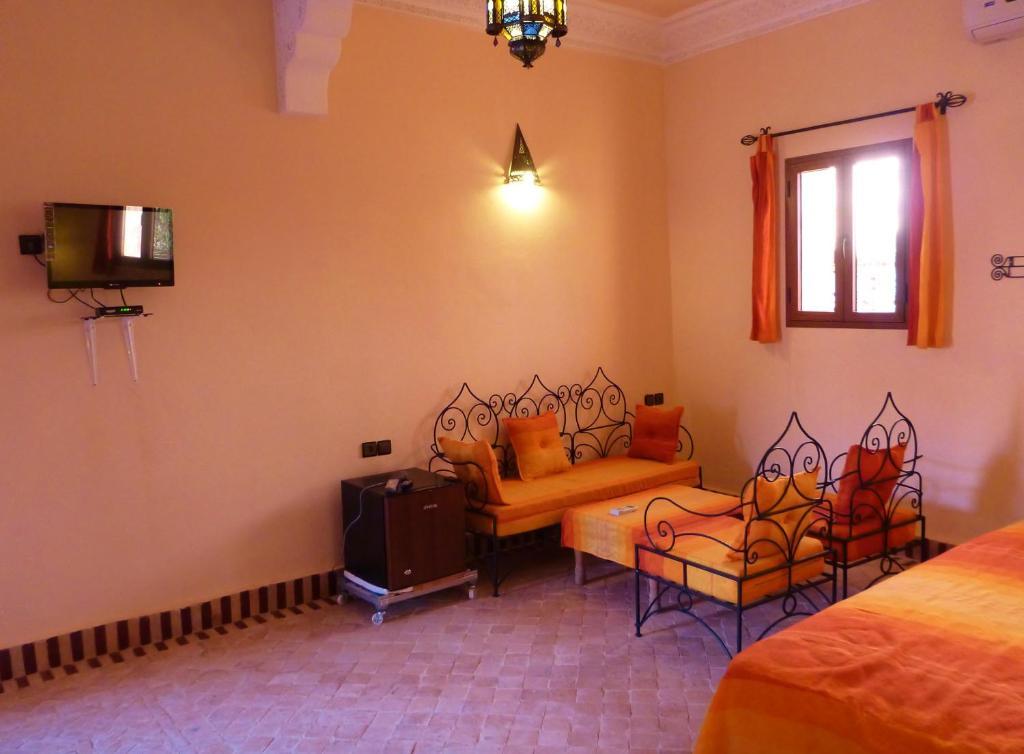 Auberge La Source Merzouga Oda fotoğraf